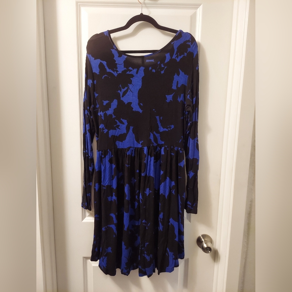 Floral Long Sleeve Dress - Black and Blue XL - Picture 4 of 6